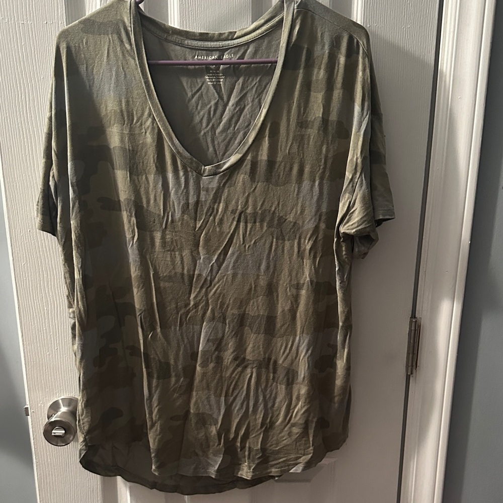 American Eagle Outfitters Olive Camo Soft & Sexy Short Sleeve Tee